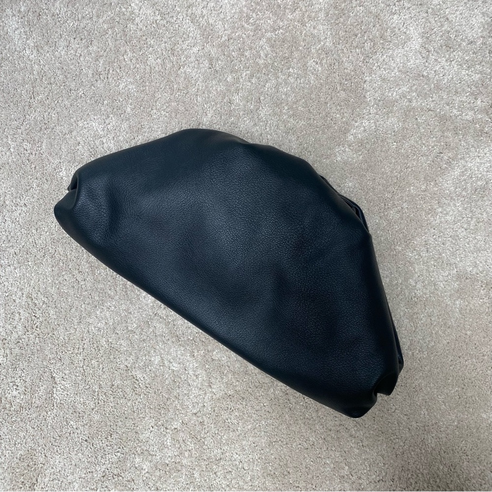NWOT Amazon the drop black clutch - Picture 4 of 8